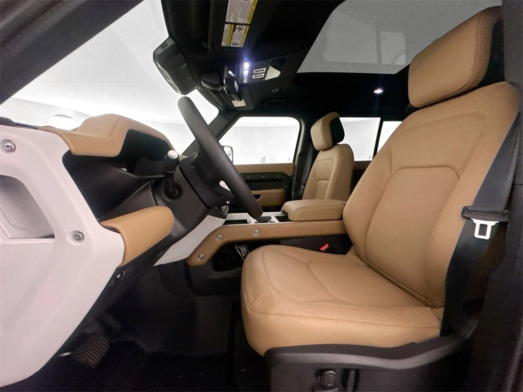 New 2026 Land Rover Defender 110 X-Dynamic SE image 20