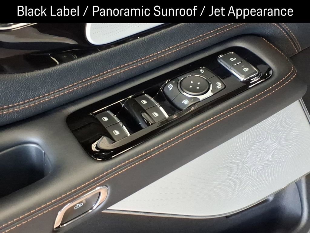 Certified 2025 Lincoln Aviator Black Label w/ Jet Appearance Package image 18