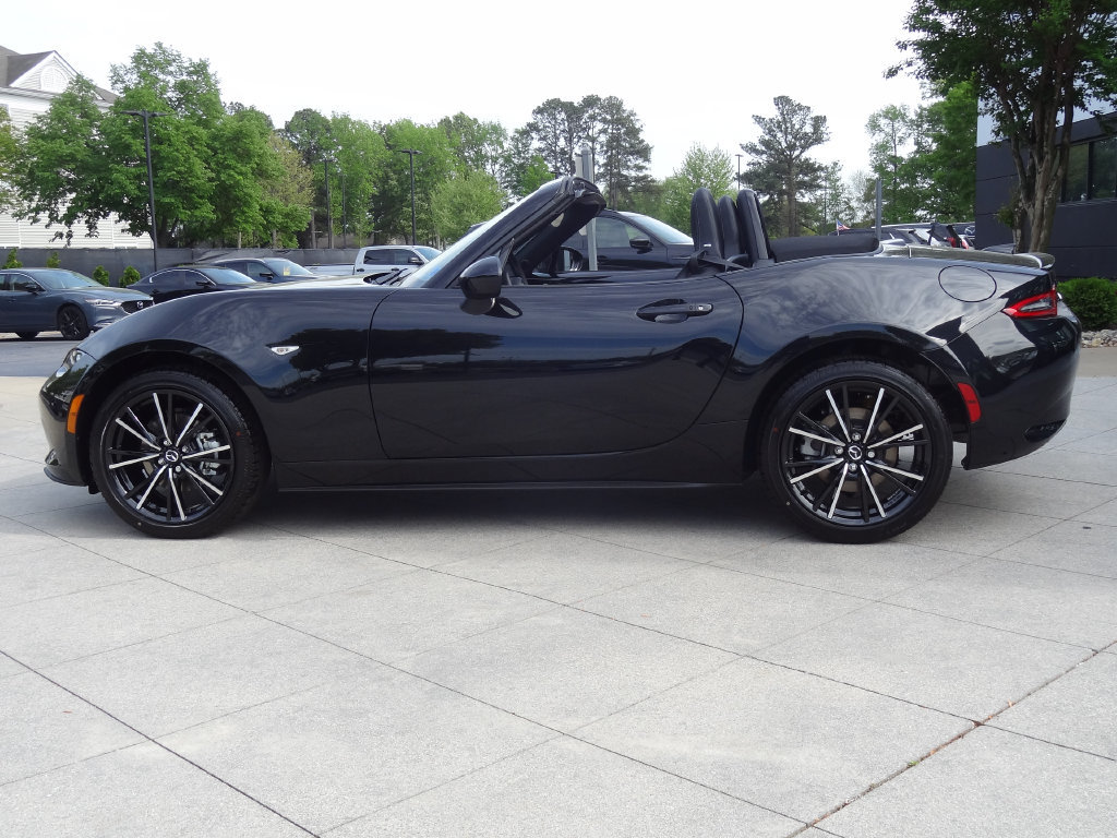 New 2026 MAZDA MX-5 Miata Grand Touring w/ Weather Package RWD image 7