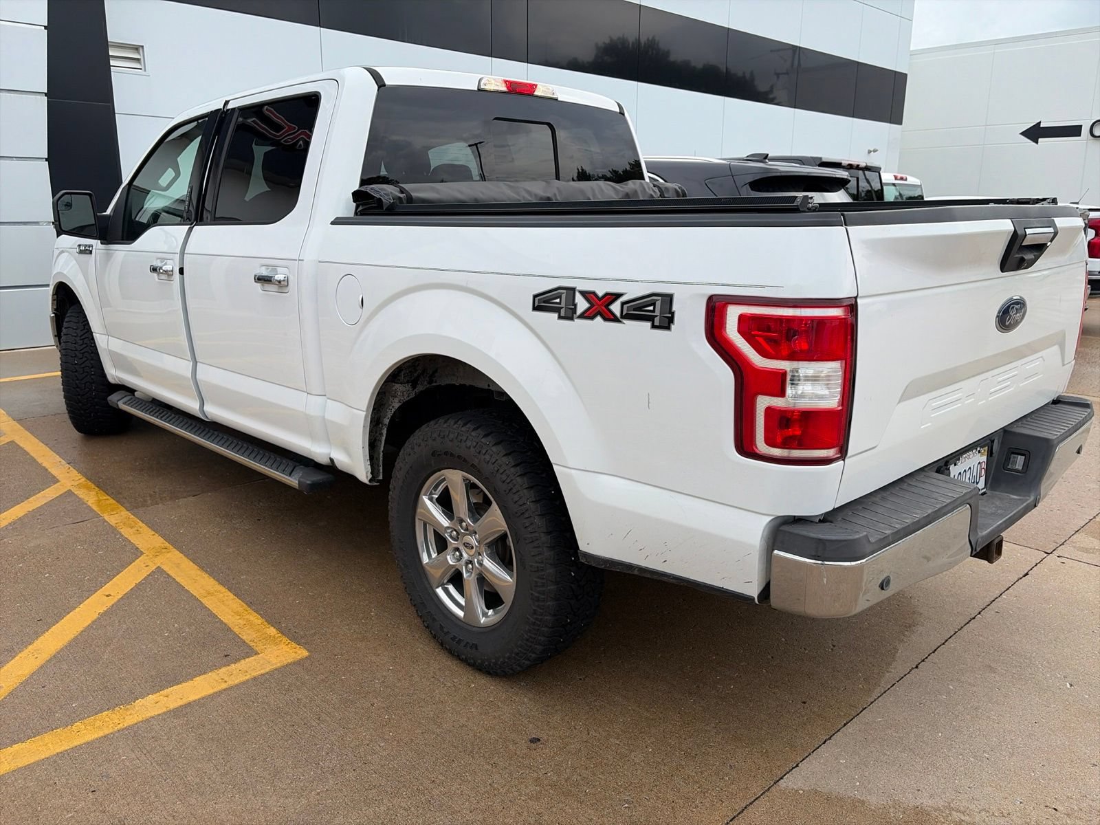 Used 2019 Ford F150 XLT w/ Equipment Group 302A Luxury AWD/4WD image 2