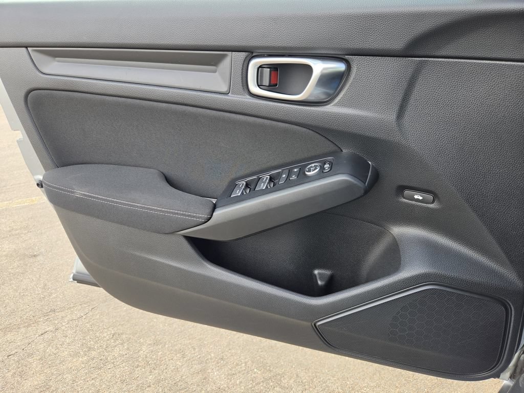 Used 2025 Honda Civic LX image 25