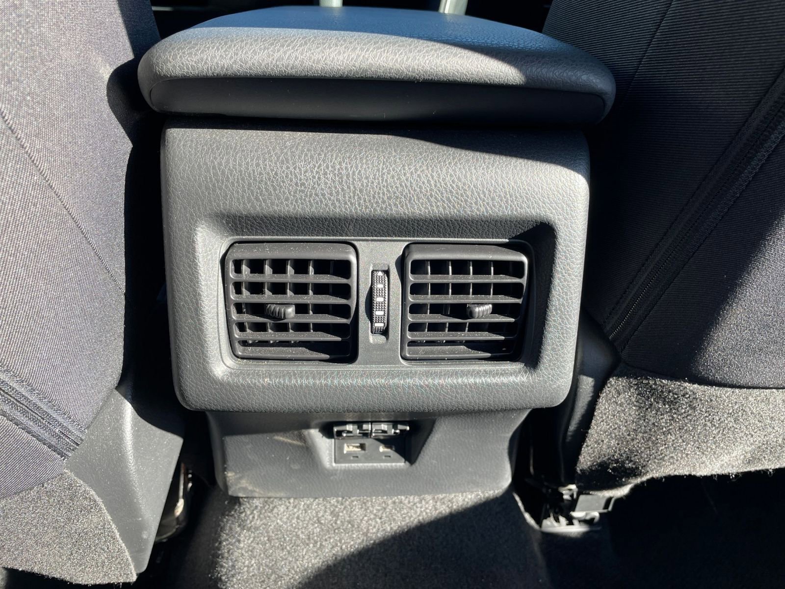 Used 2025 Toyota Camry LE image 23