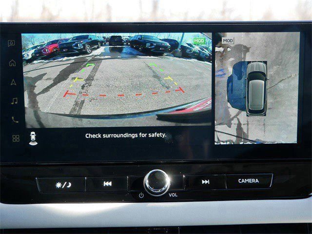 New 2026 Mitsubishi Outlander SE image 9