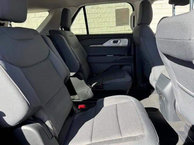 New 2026 Ford Explorer Active AWD/4WD image 17