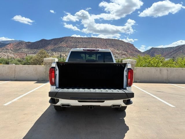 Used 2023 GMC Sierra 1500 Denali w/ Denali Reserve Package AWD/4WD image 9
