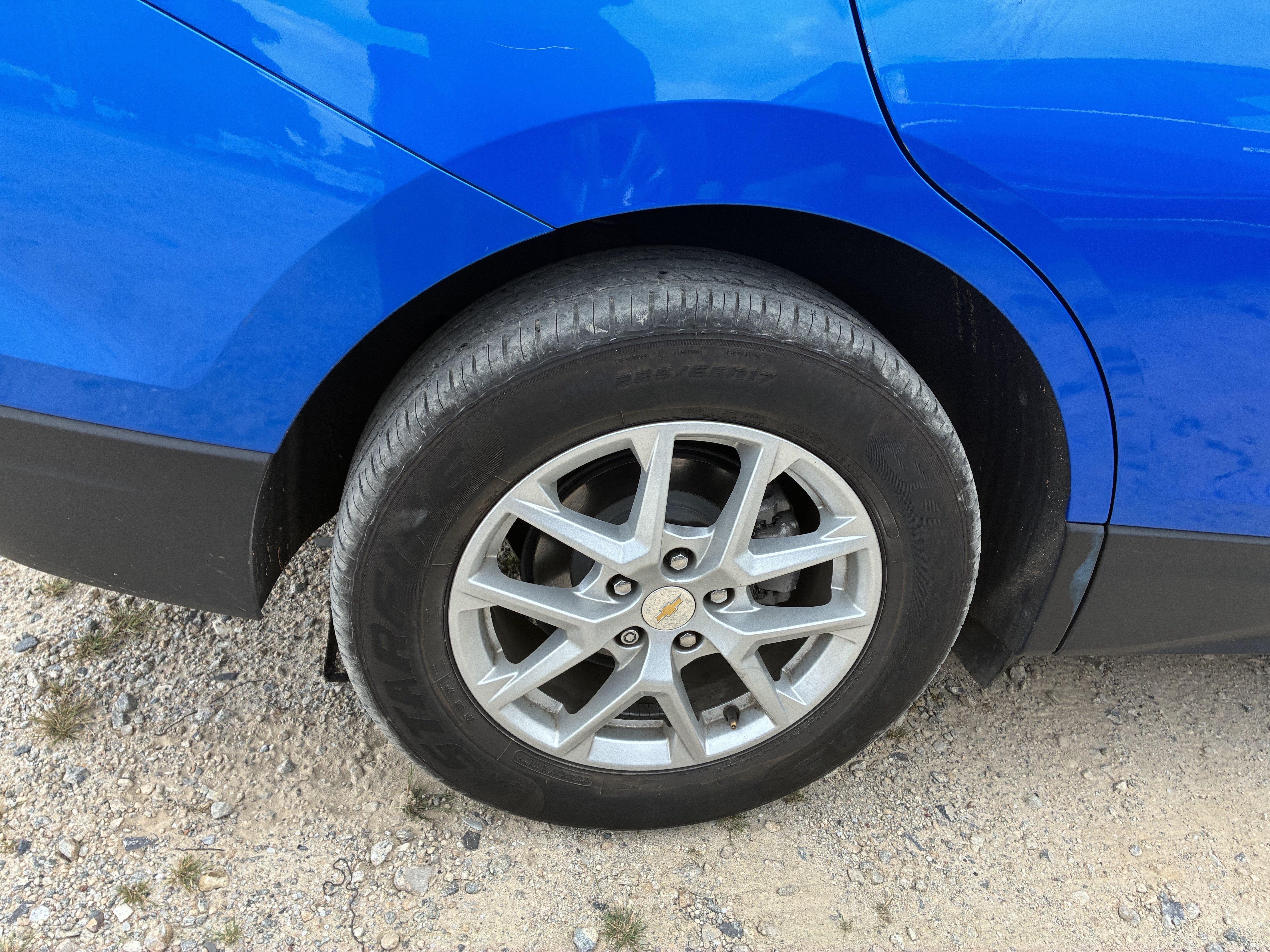 Used 2024 Chevrolet Equinox LS w/ LS Convenience Package FWD image 9