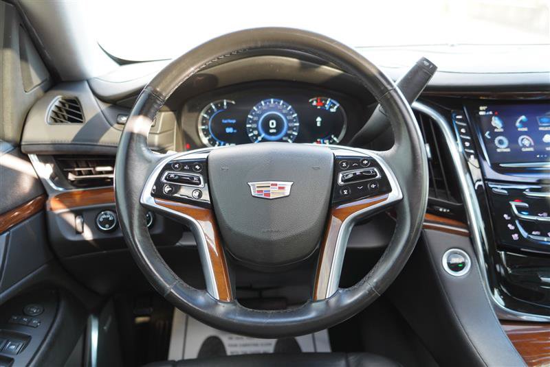 Used 2017 Cadillac Escalade Luxury AWD/4WD image 58
