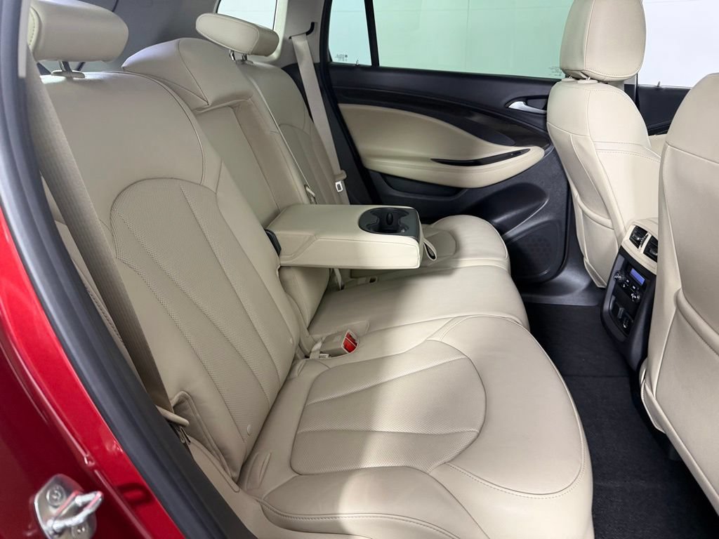 Used 2020 Buick Envision Essence FWD image 28