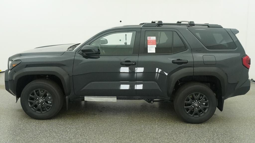 New 2026 Toyota 4Runner SR5 AWD/4WD image 3
