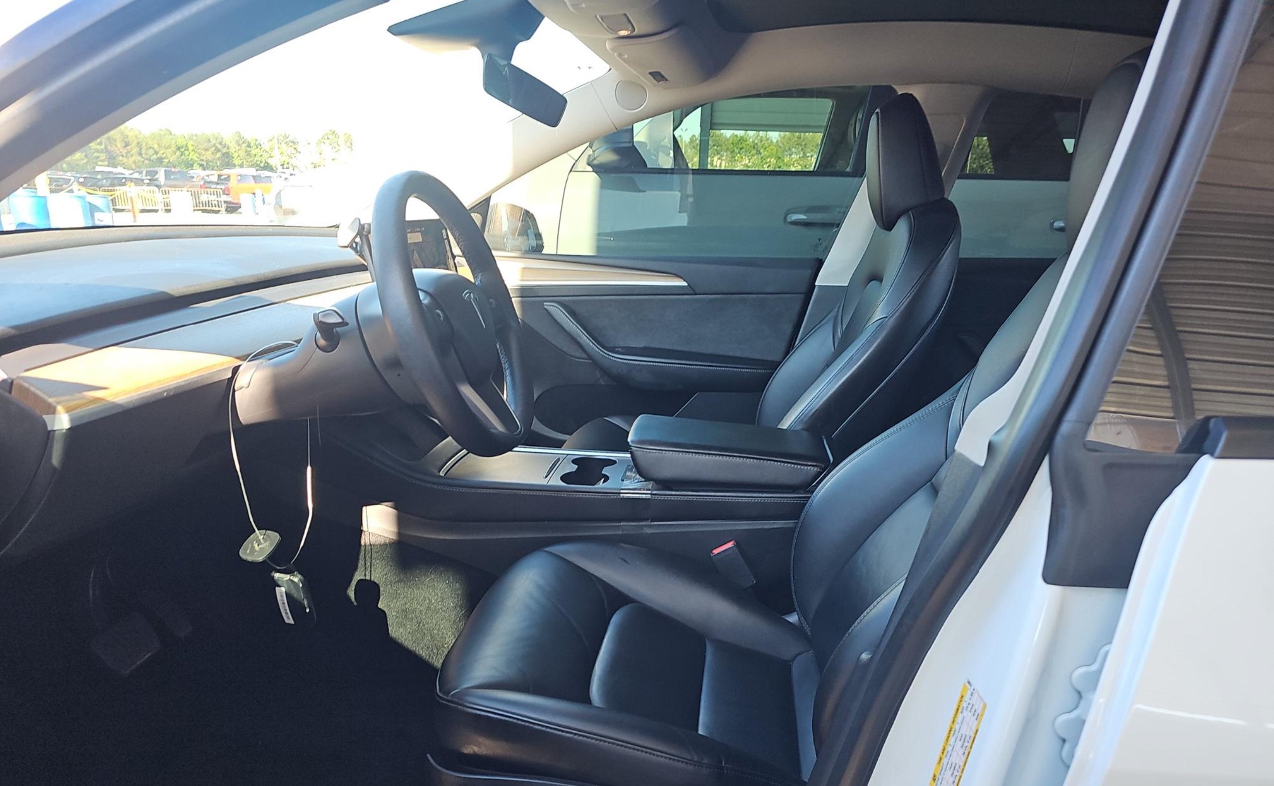 Used 2023 Tesla Model Y Performance AWD/4WD image 5