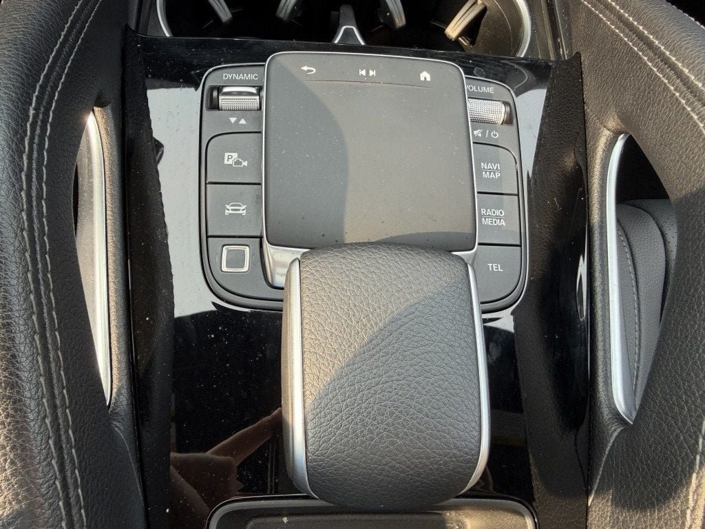 Used 2025 Mercedes-Benz GLE 350 4MATIC w/ Winter Package image 17
