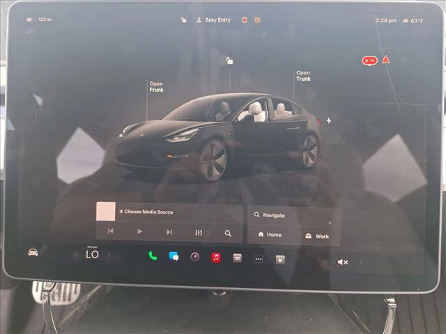 Used 2022 Tesla Model 3 image 11