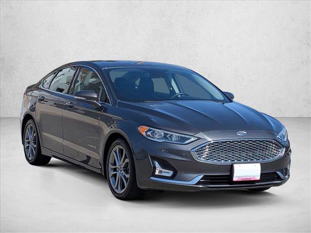 Used 2019 Ford Fusion Titanium FWD image 3