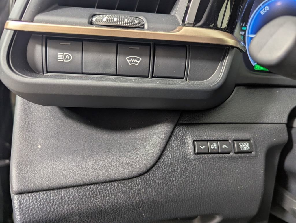 Used 2026 Toyota Crown XLE image 15