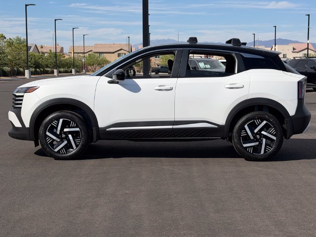 New 2027 Nissan Kicks SV w/ SV Premium Package FWD image 3