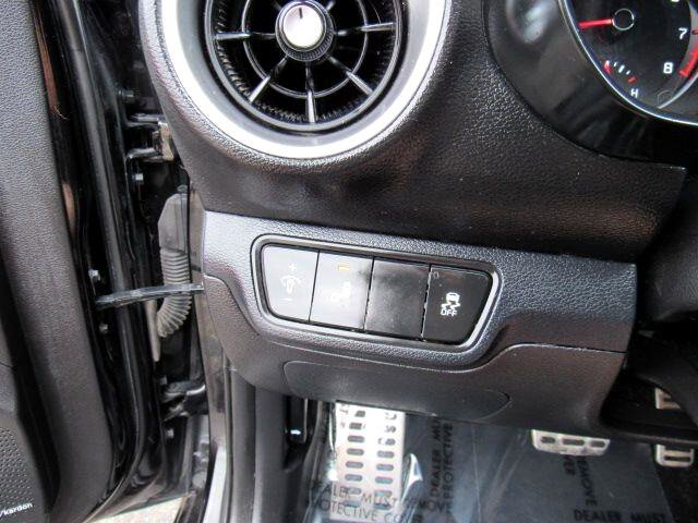 Used 2022 Kia Forte GT-Line w/ GT-Line Premium Package image 20