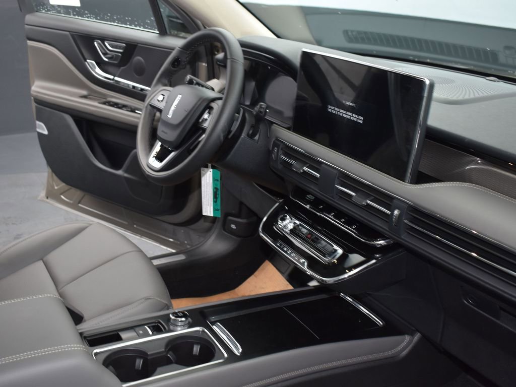 New 2025 Lincoln Corsair Grand Touring w/ Equipment Group 301A image 28
