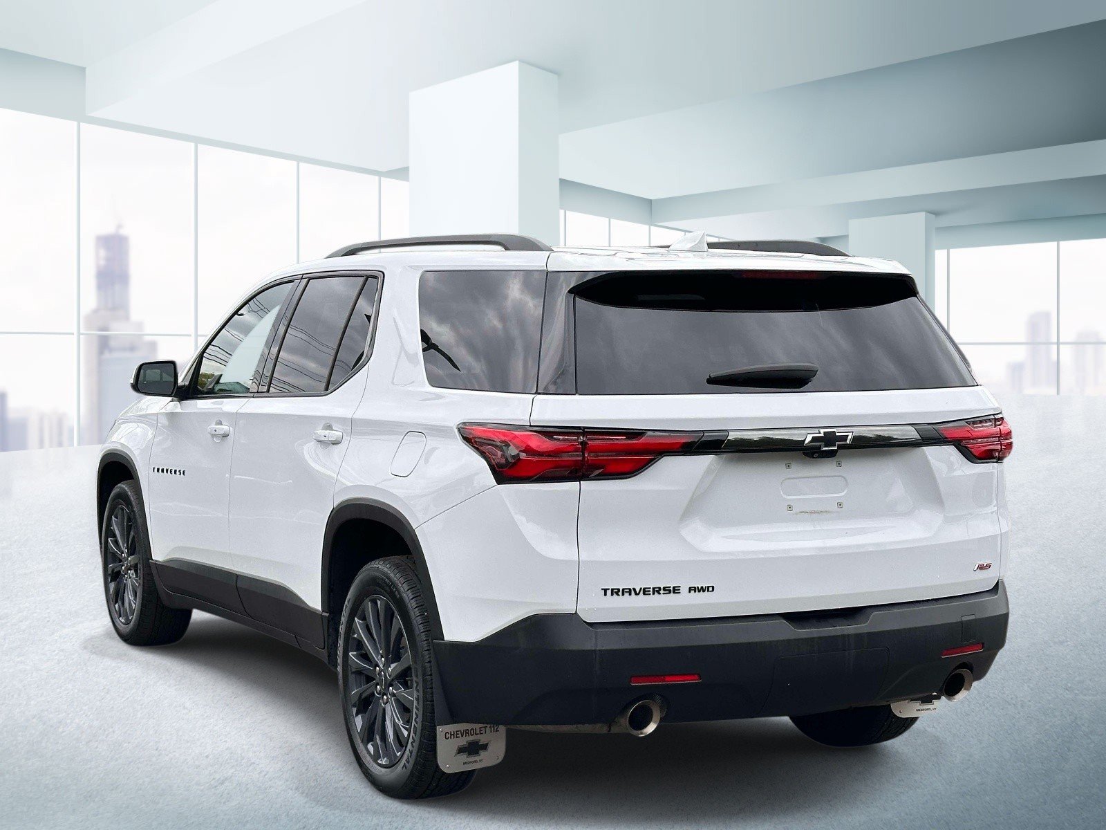 Used 2023 Chevrolet Traverse RS AWD/4WD image 3