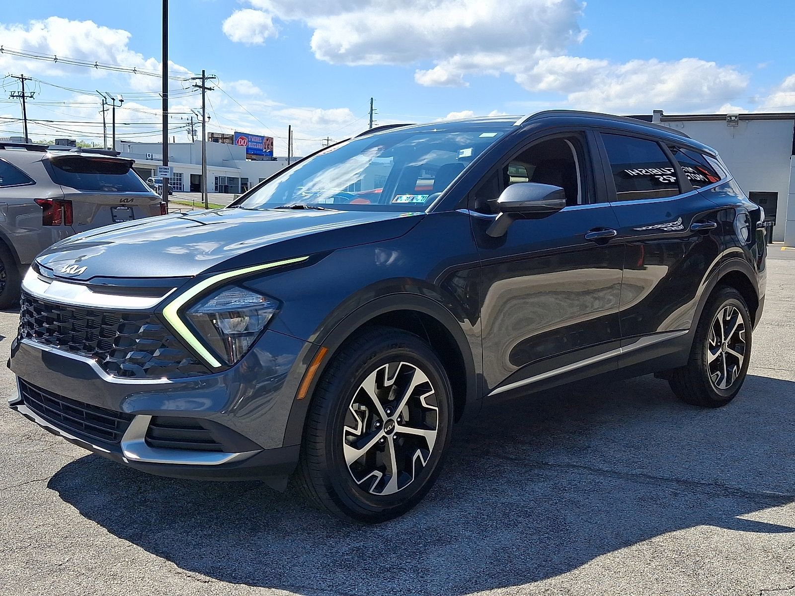 Used 2023 Kia Sportage EX AWD/4WD video 3