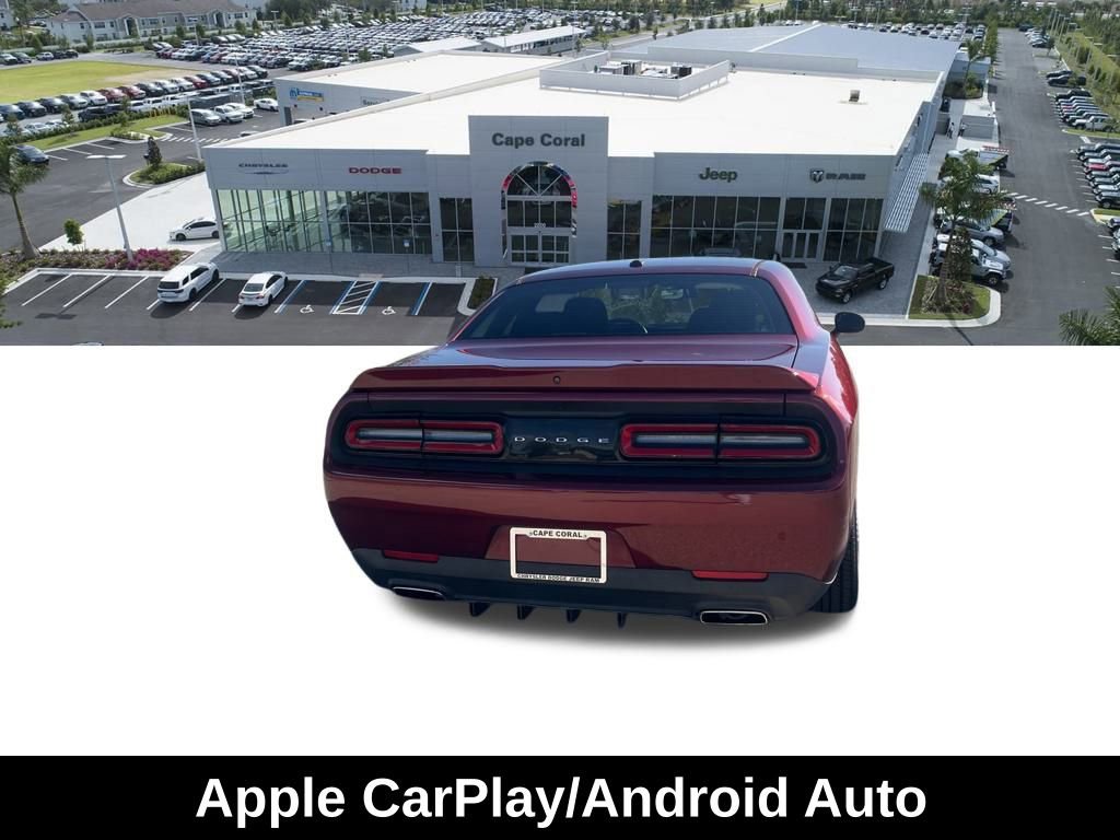 Used 2020 Dodge Challenger SXT RWD image 14