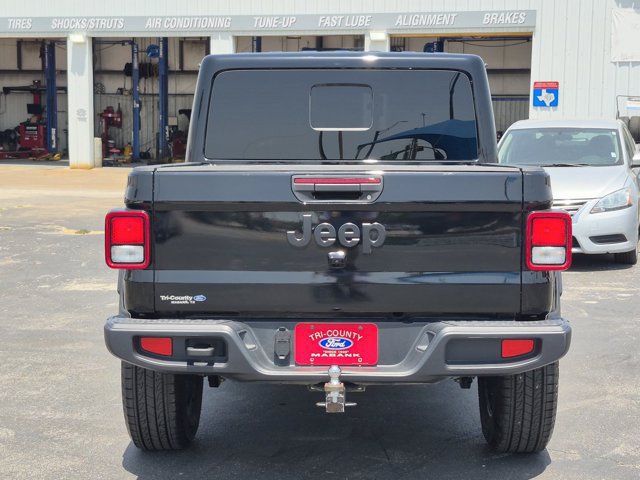 Used 2025 Jeep Gladiator Sport AWD/4WD image 5
