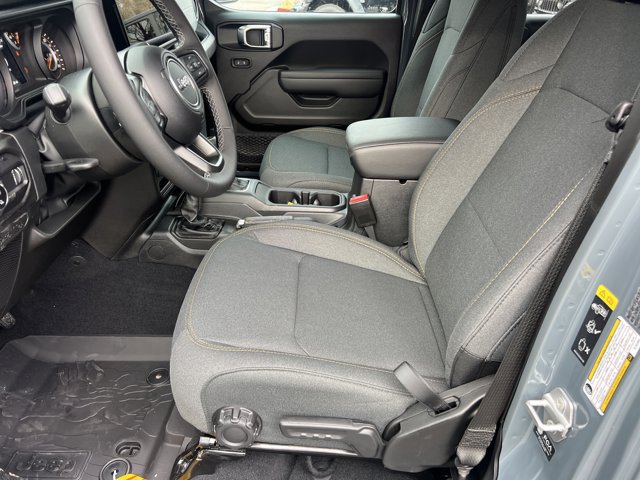 New 2026 Jeep Gladiator Sport AWD/4WD image 9