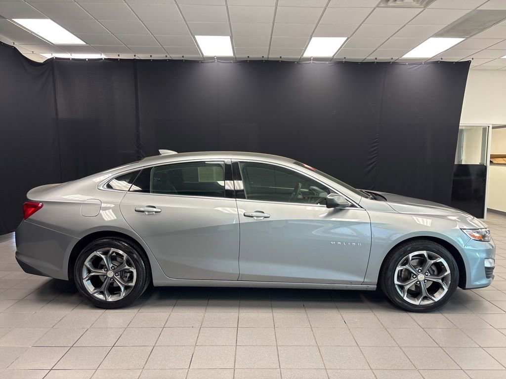 Used 2023 Chevrolet Malibu LT FWD image 19