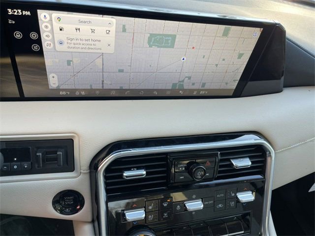 New 2025 Nissan Armada Platinum Reserve image 17