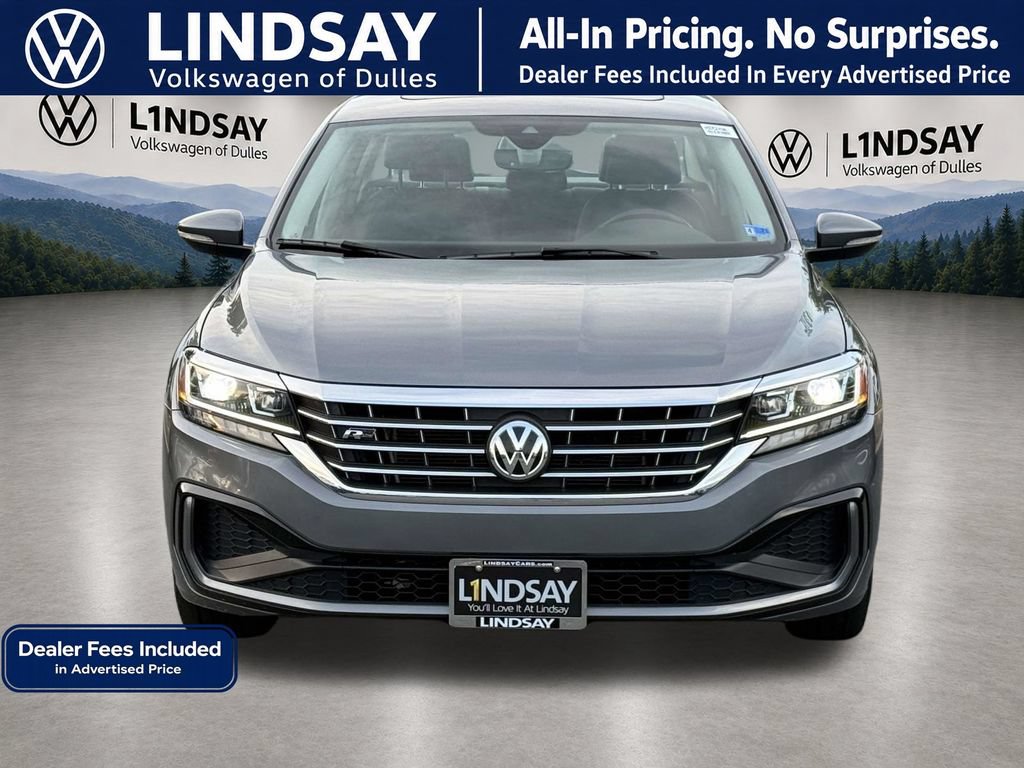 Used 2020 Volkswagen Passat 2.0T R-Line FWD image 3