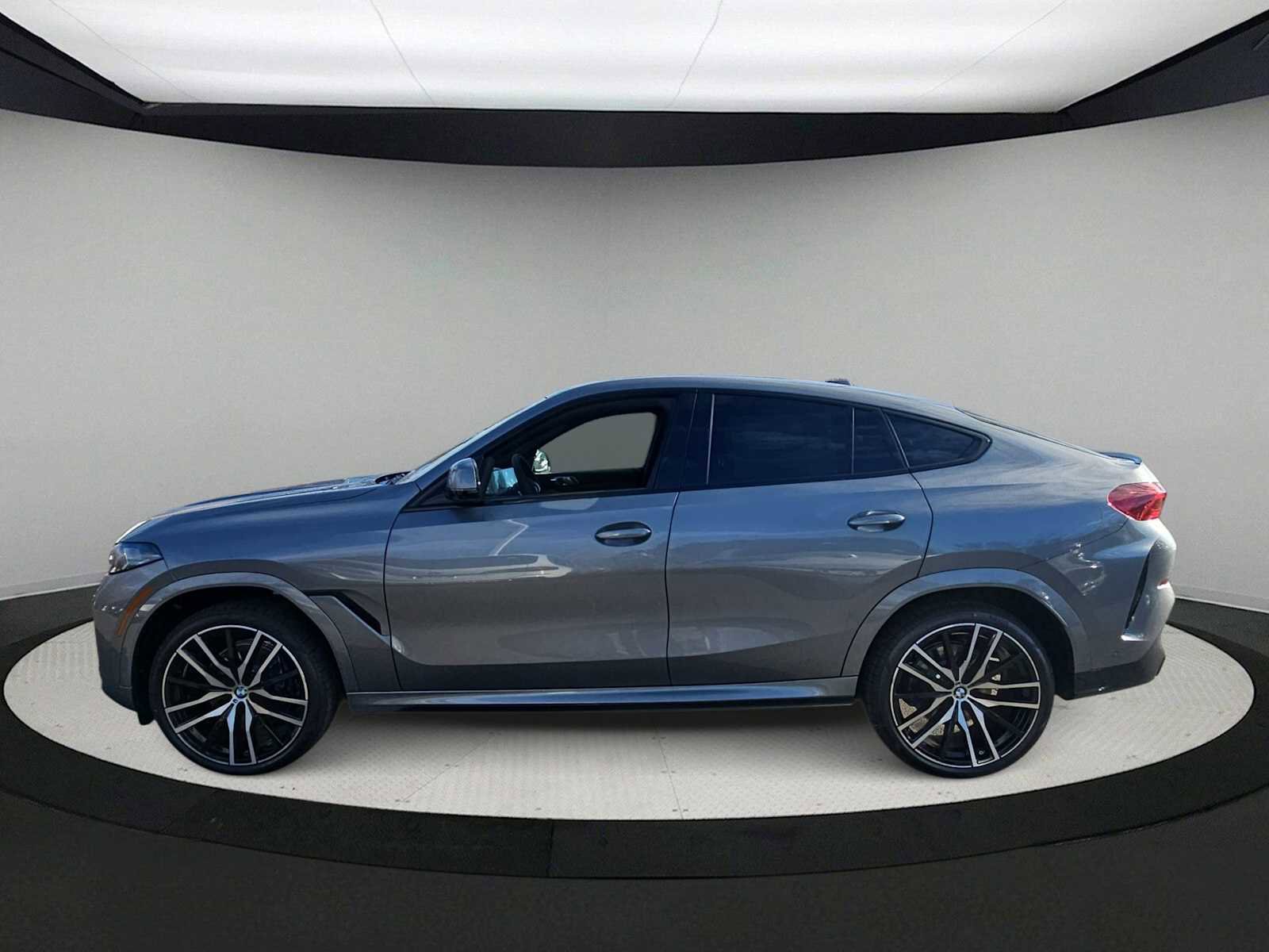 New 2026 BMW X6 xDrive40i image 5