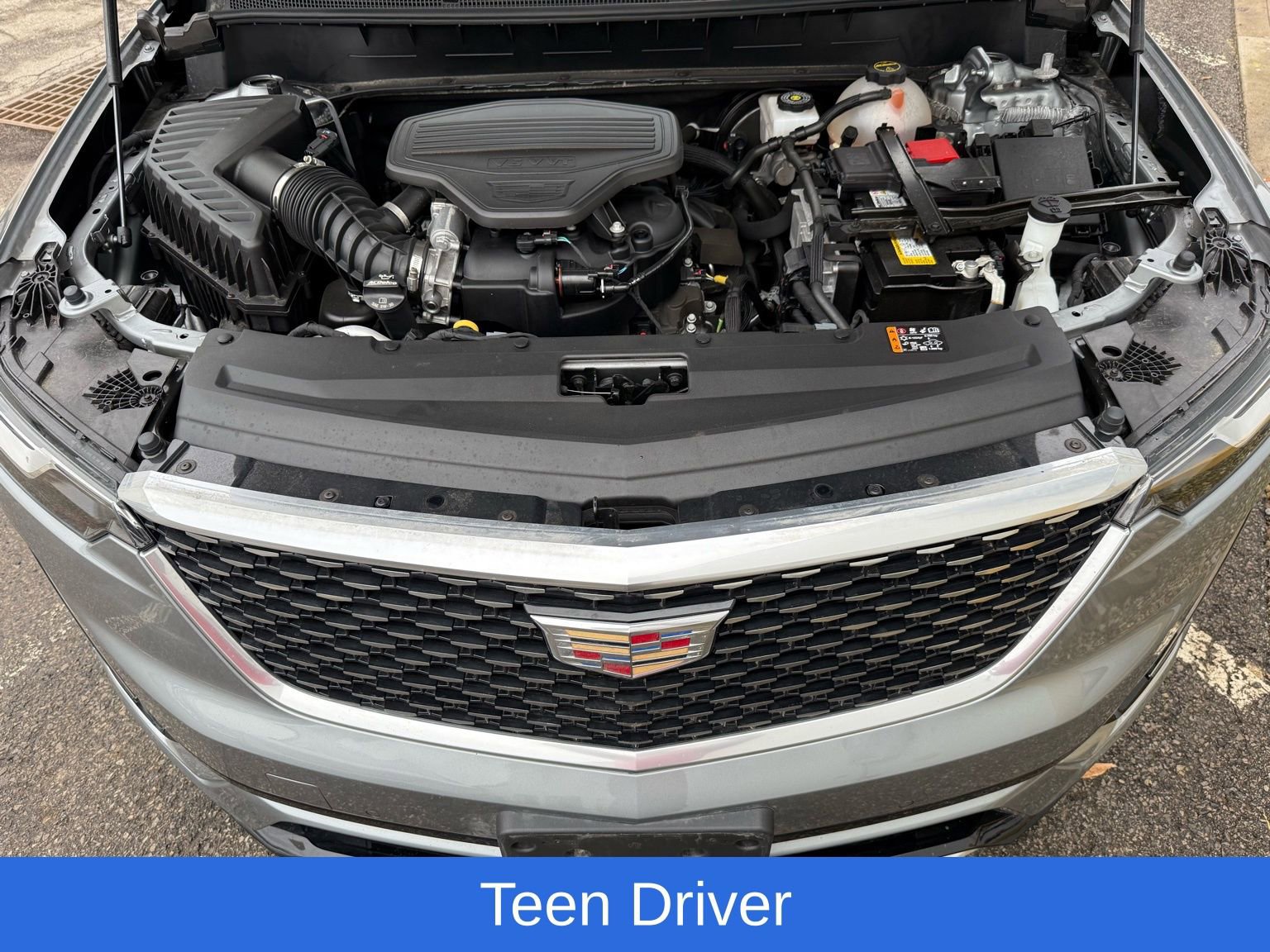 Used 2025 Cadillac XT6 Premium Luxury image 41