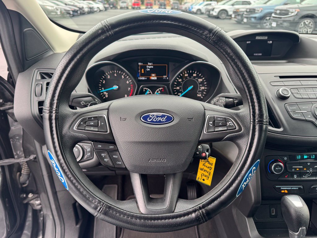 Used 2017 Ford Escape SE w/ SE Cold Weather Package FWD image 8
