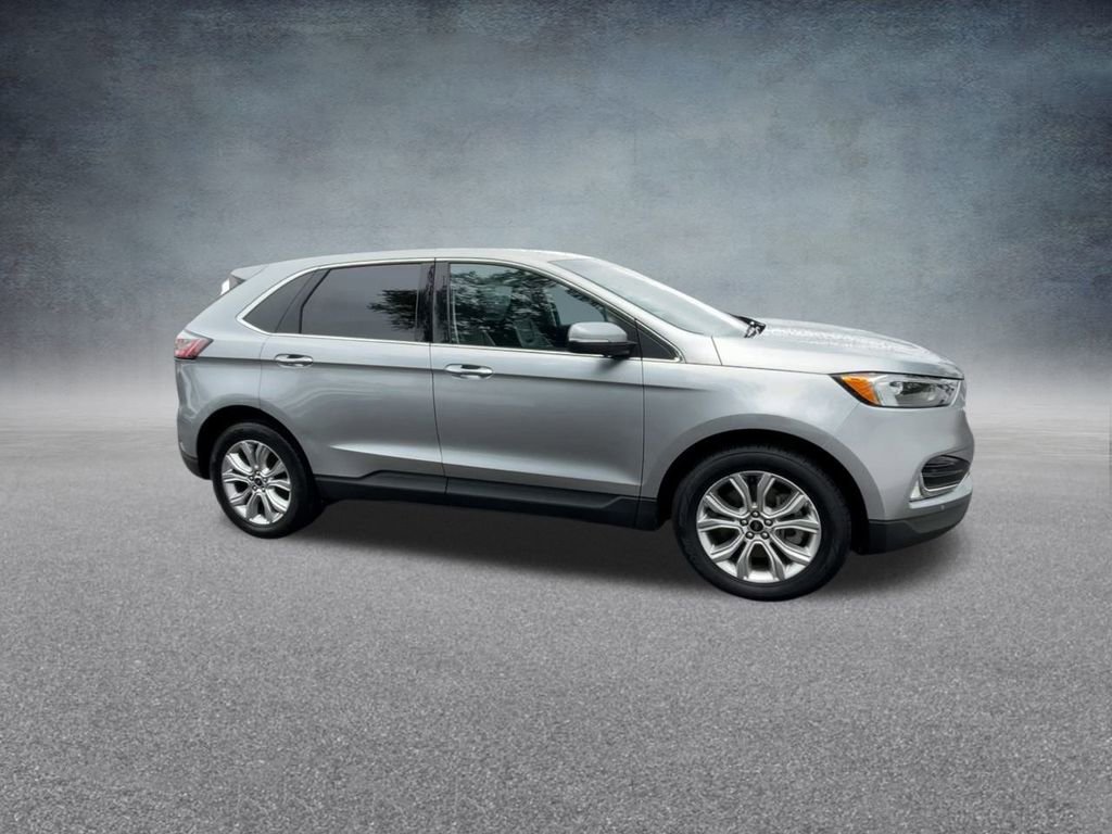 Used 2024 Ford Edge Titanium image 28