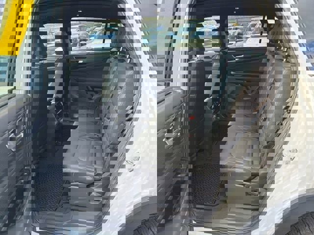 New 2026 Volkswagen Atlas Cross Sport SEL R-Line image 19