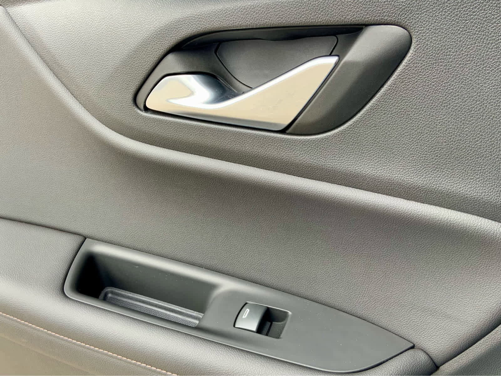 Used 2022 Chevrolet Blazer Premier image 53