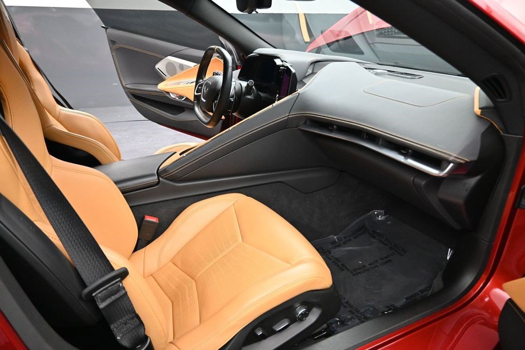 Used 2024 Chevrolet Corvette Stingray Preferred Conv w/ Battery Protection Package RWD image 18
