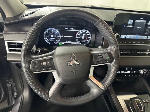Used 2023 Mitsubishi Outlander SEL image 14