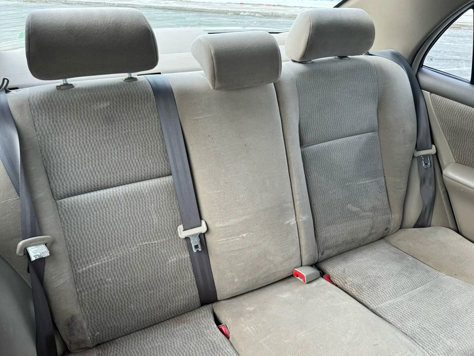 Used 2005 Toyota Corolla LE image 18