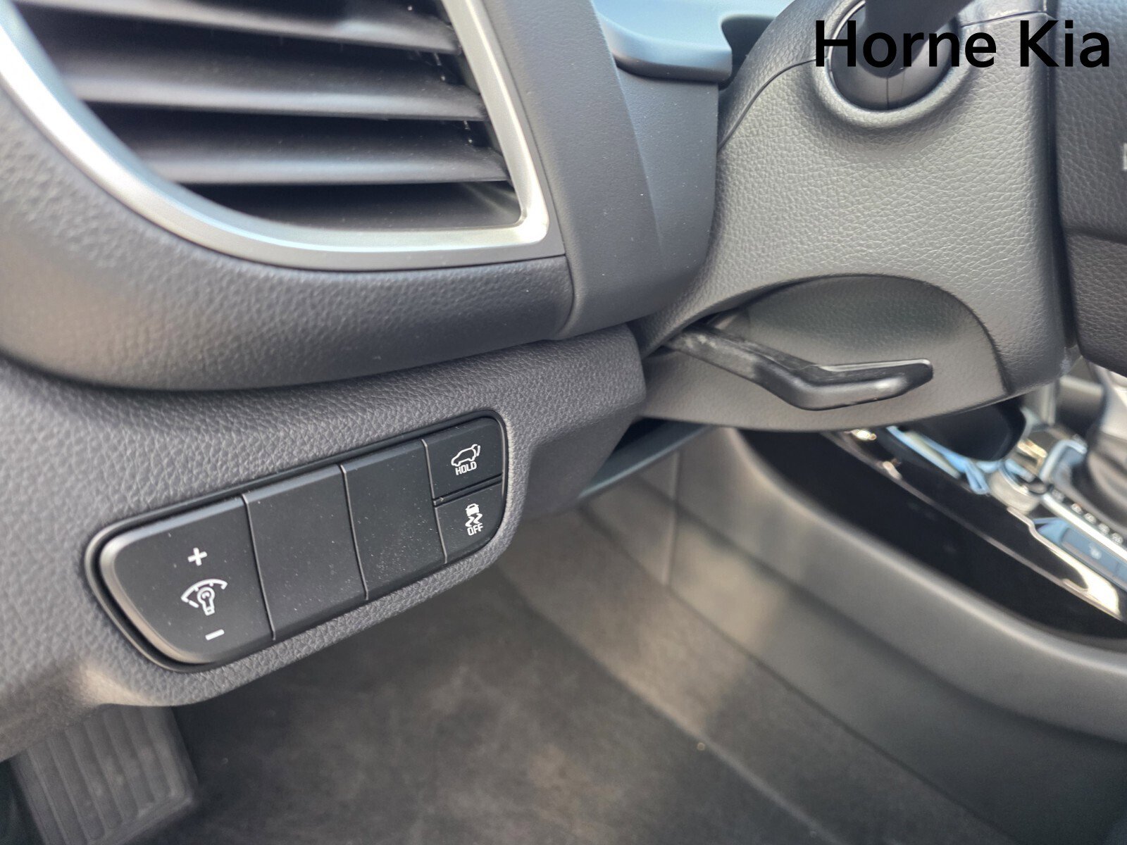 New 2026 Kia Seltos SX image 14