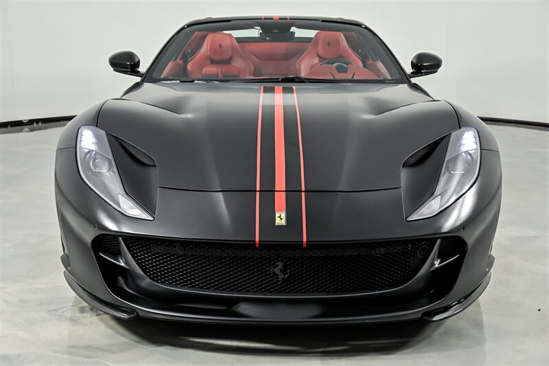 Used 2023 Ferrari 812 GTS RWD image 5