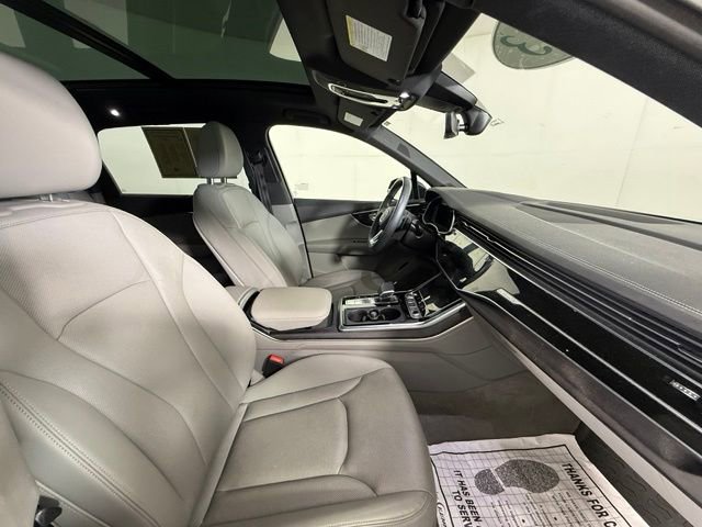Used 2023 Audi Q7 3.0T Prestige w/ Prestige Package AWD/4WD image 34
