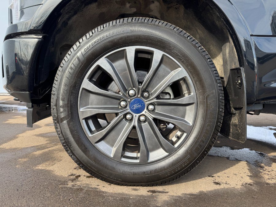 Used 2018 Ford F150 Lariat w/ Equipment Group 502A Luxury image 13