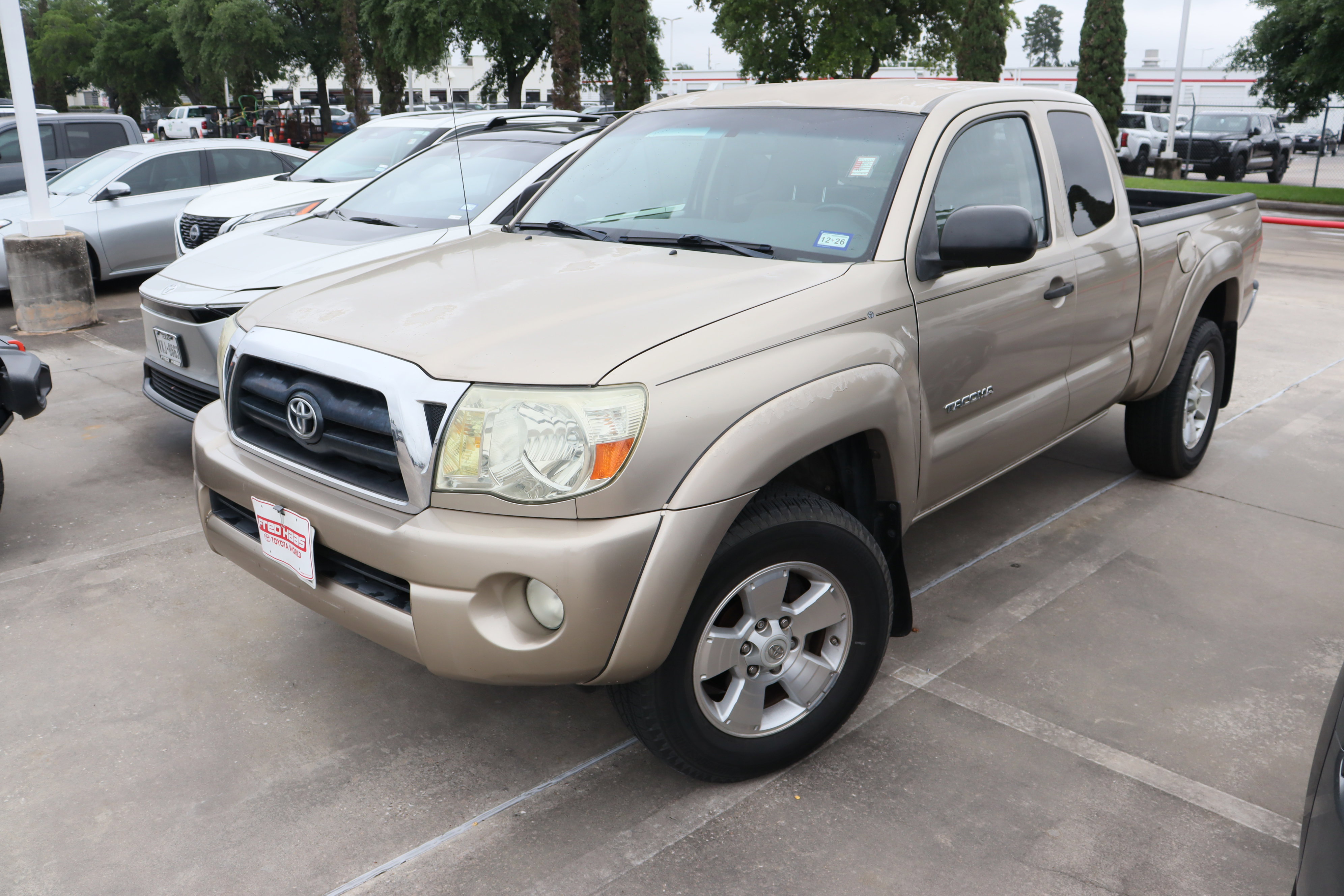 Used 2005 Toyota Tacoma PreRunner RWD image 5