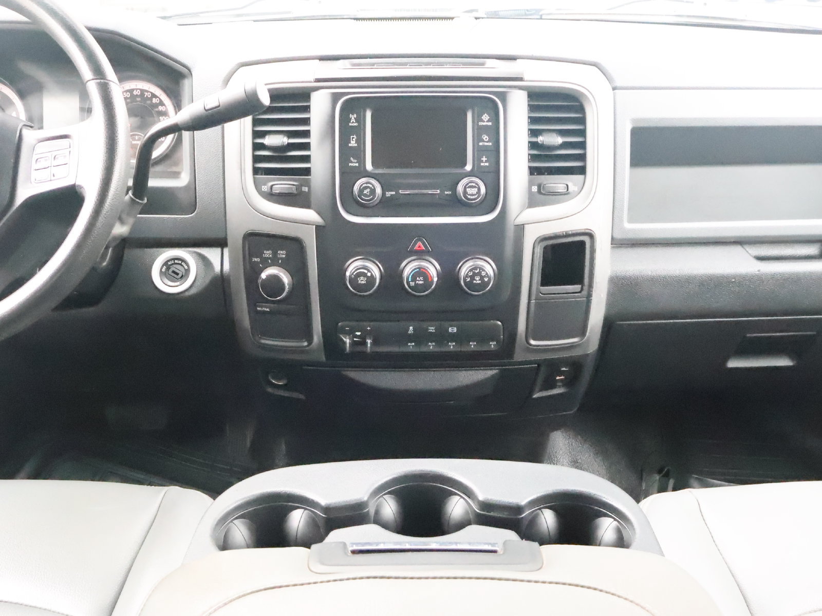 Used 2015 RAM 5500 Tradesman w/ Max Tow Package AWD/4WD image 23