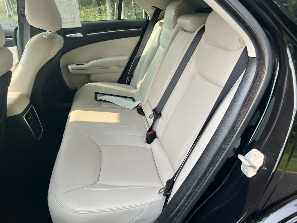 Certified 2023 Chrysler 300 Touring L w/ Safetytec Plus Group RWD image 15