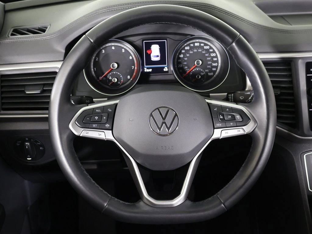 Used 2020 Volkswagen Atlas Cross Sport SE image 38