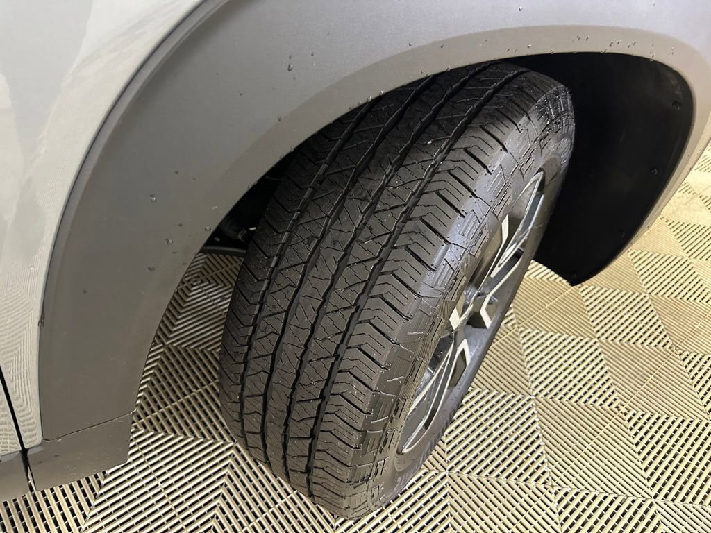 Certified 2025 Chevrolet TrailBlazer ACTIV w/ Convenience Package image 28