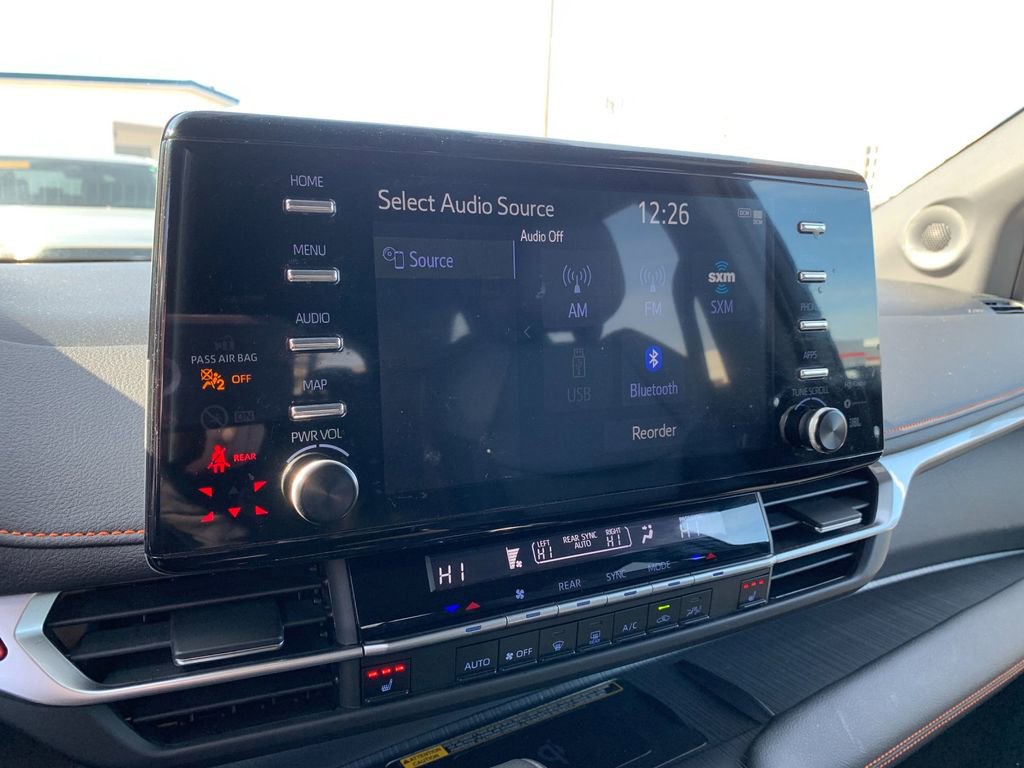 Used 2024 Toyota Sienna XSE w/ XSE Plus Package image 24