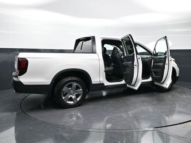 Certified 2025 Honda Ridgeline TrailSport image 41