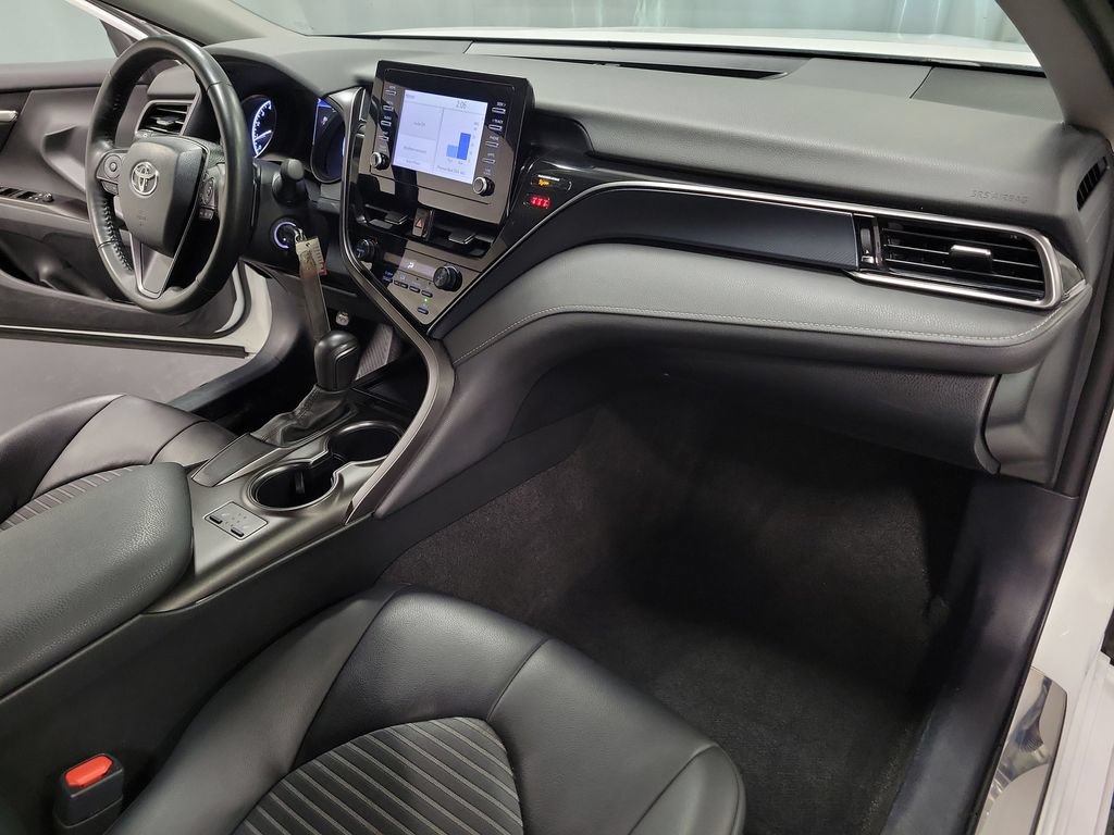 Used 2024 Toyota Camry SE FWD image 31